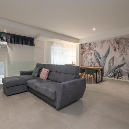 Ihost Luxury - Neg Roli 8 Apartment Milan Luaran gambar