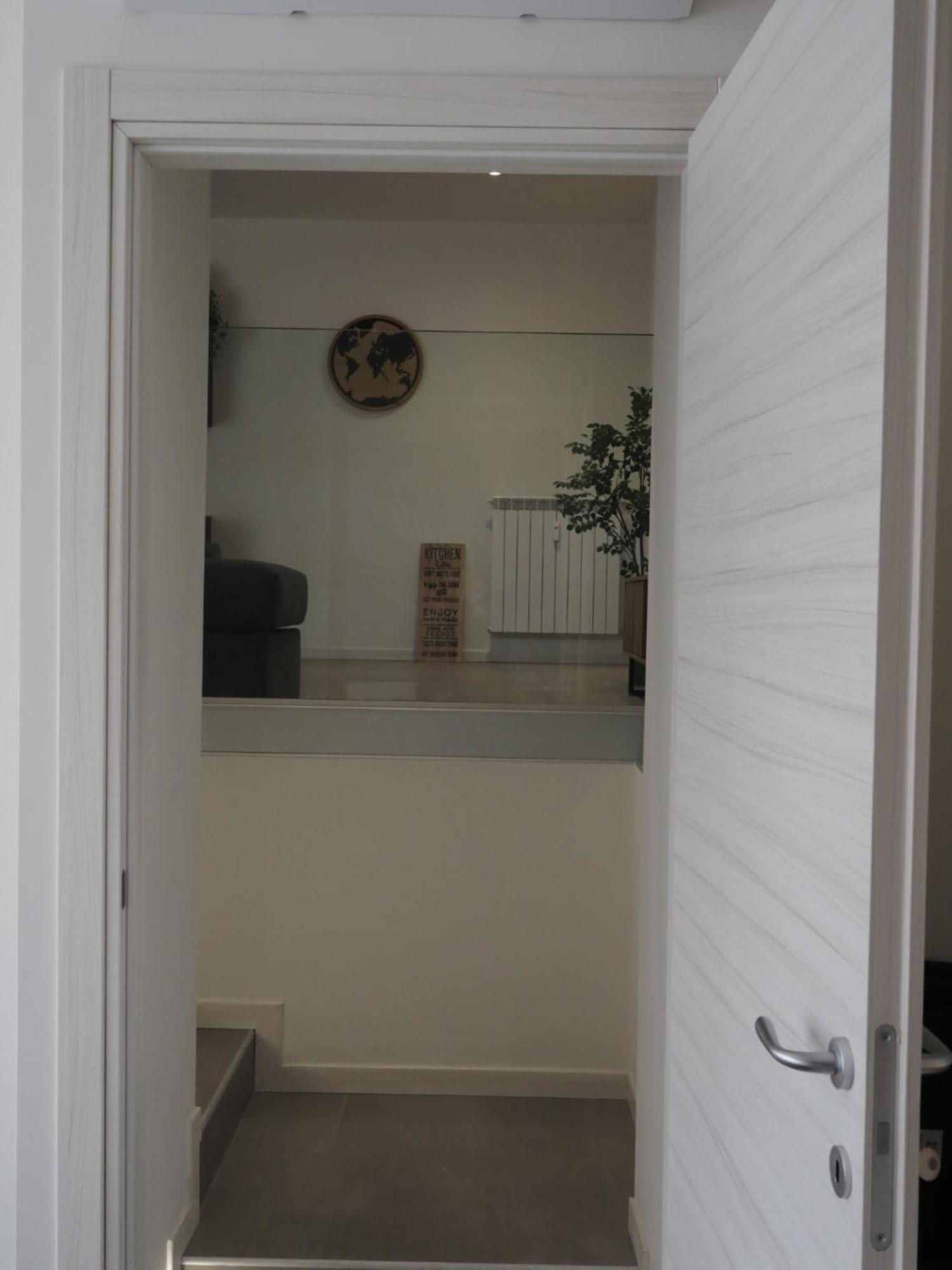 Ihost Luxury - Neg Roli 8 Apartment Milan Luaran gambar