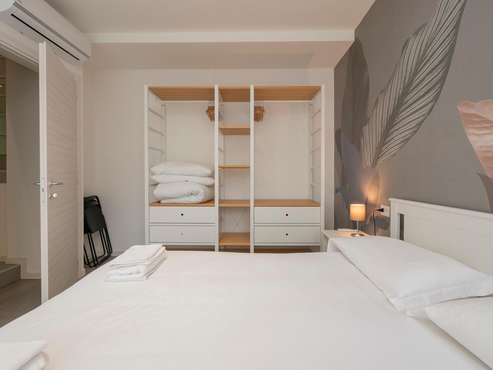 Ihost Luxury - Neg Roli 8 Apartment Milan Luaran gambar